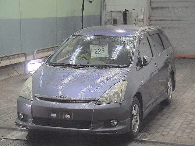 TOYOTA WISH