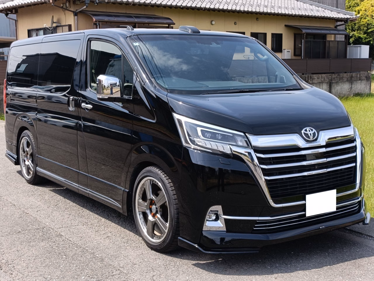 TOYOTA GRANACE