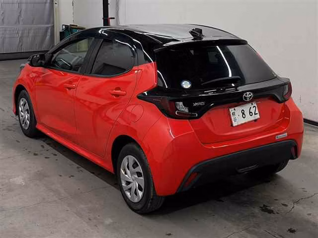 TOYOTA YARIS