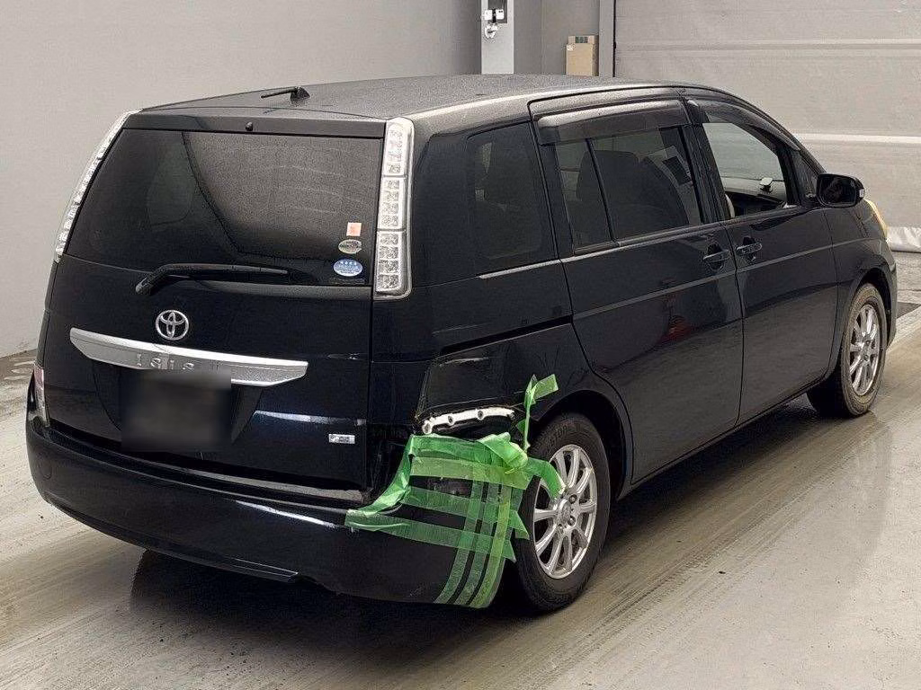 TOYOTA ISIS