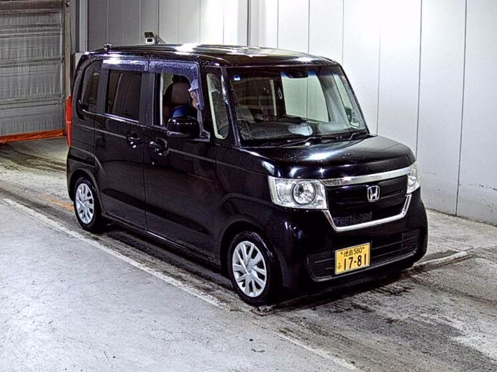 HONDA N-BOX