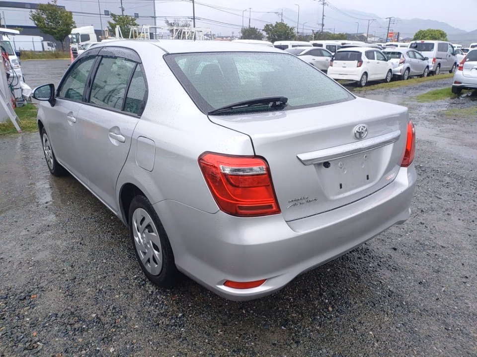 TOYOTA COROLLA AXIO