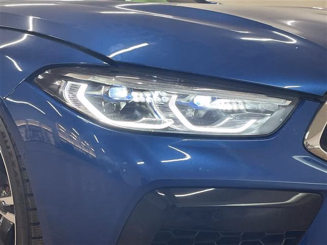 BMW M8