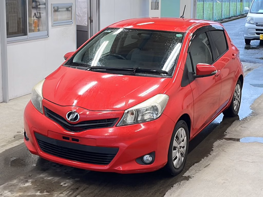TOYOTA VITZ