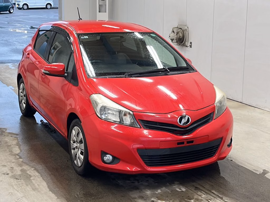 TOYOTA VITZ