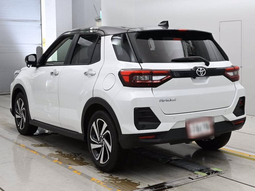 TOYOTA RAIZE