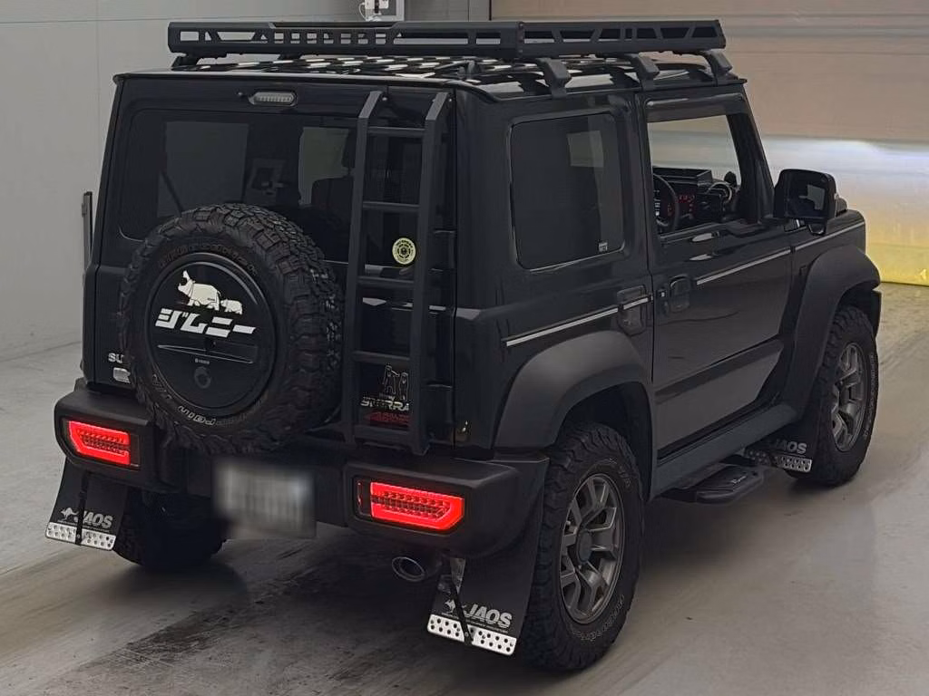 SUZUKI JIMNY SIERRA