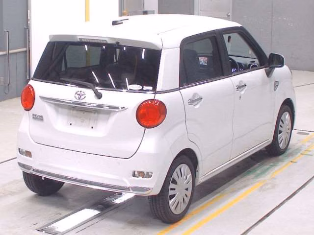 Toyota Pixis Joy