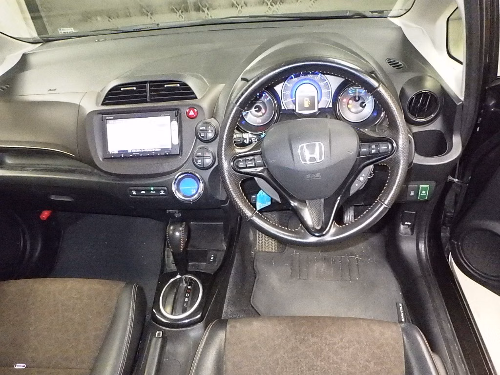 HONDA FIT SHUTTLE