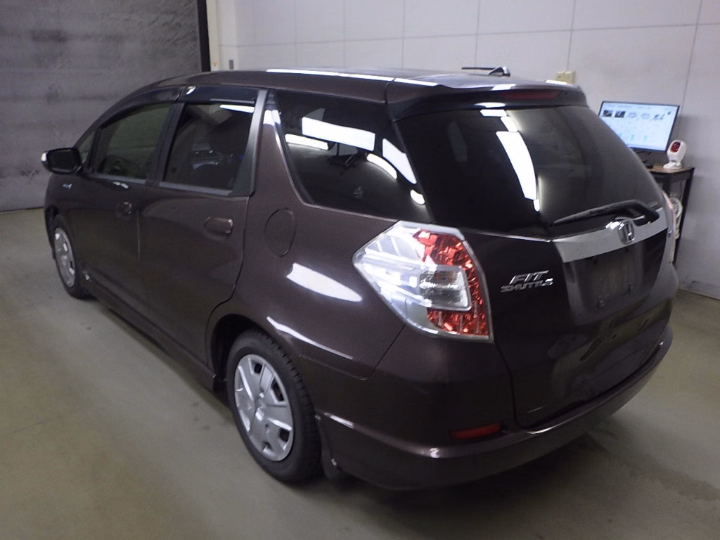 HONDA FIT SHUTTLE