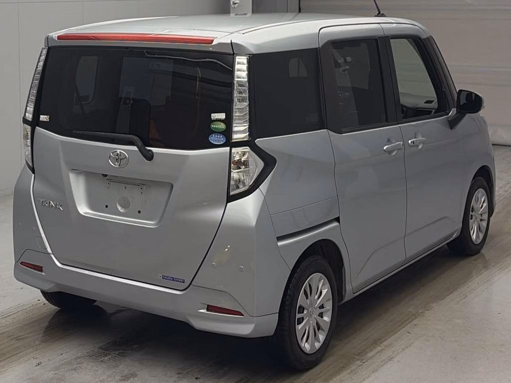 TOYOTA TANK