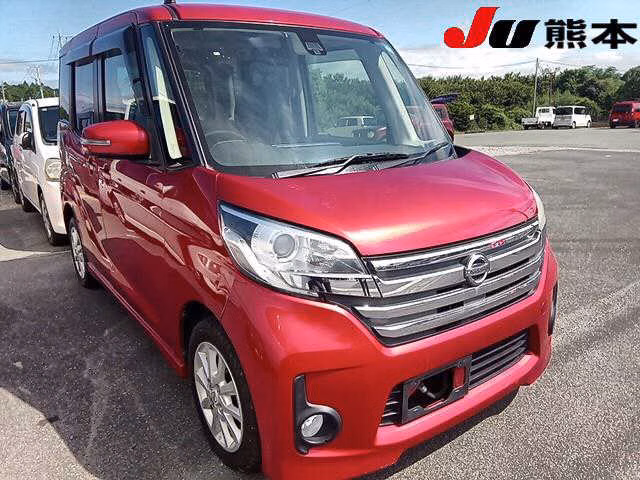 NISSAN DAYZ ROOX