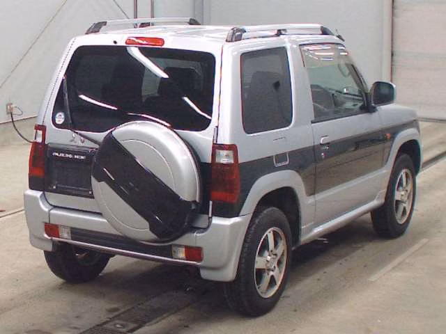 Mitsubishi Pajero Mini