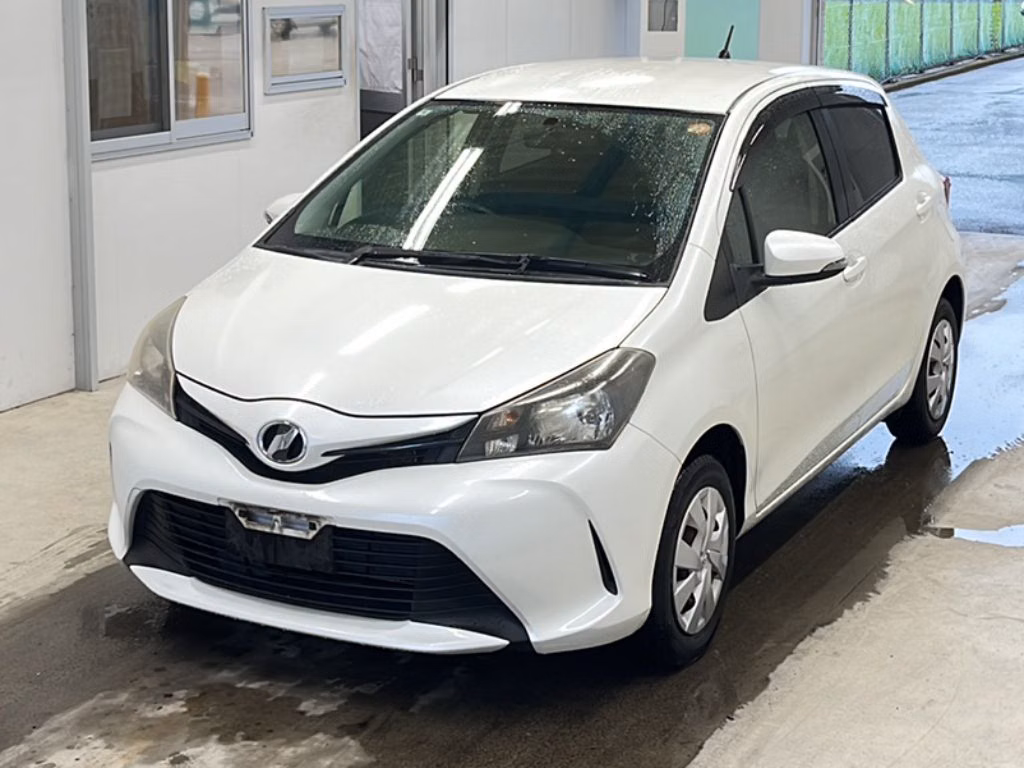 TOYOTA VITZ