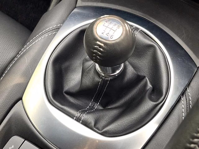 MAZDA ROADSTER