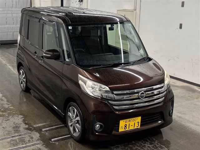 NISSAN DAYZ ROOX