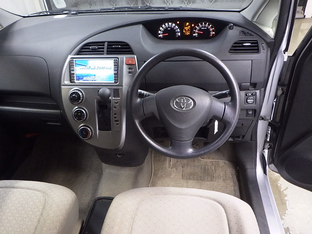 TOYOTA RACTIS