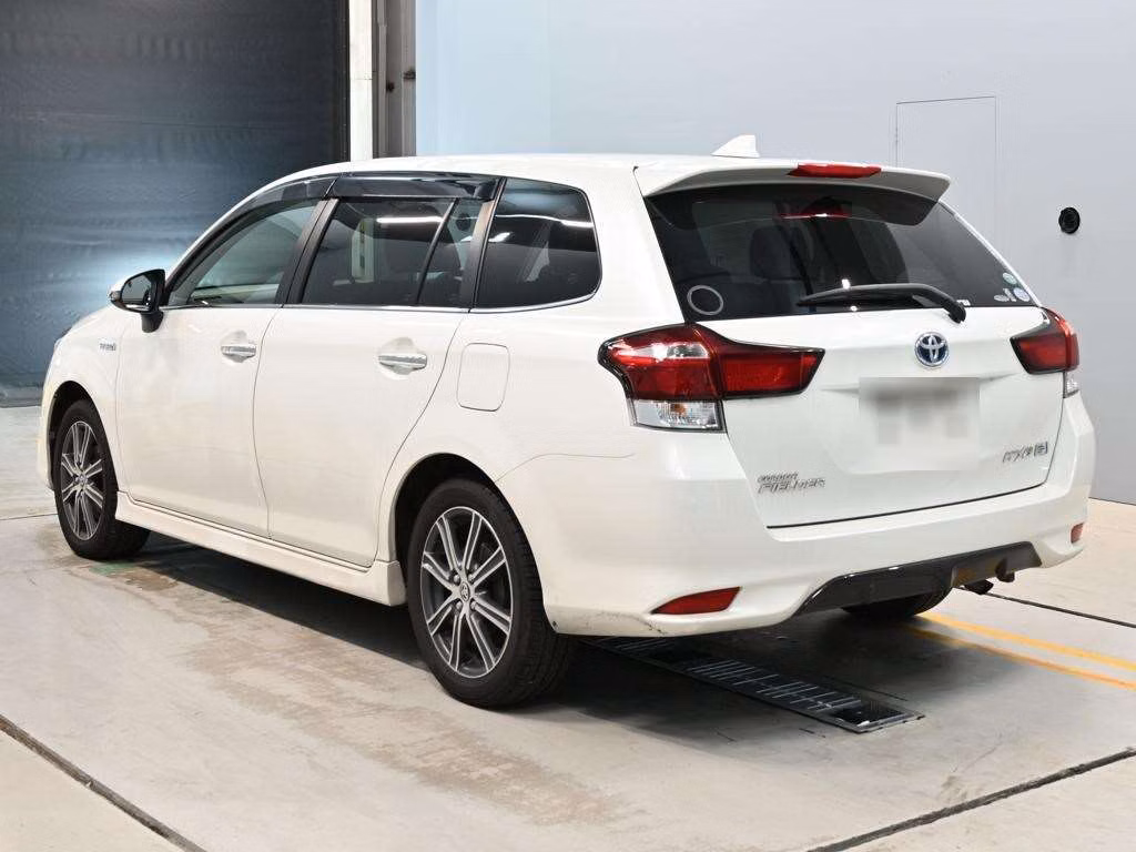 TOYOTA COROLLA FIELDER