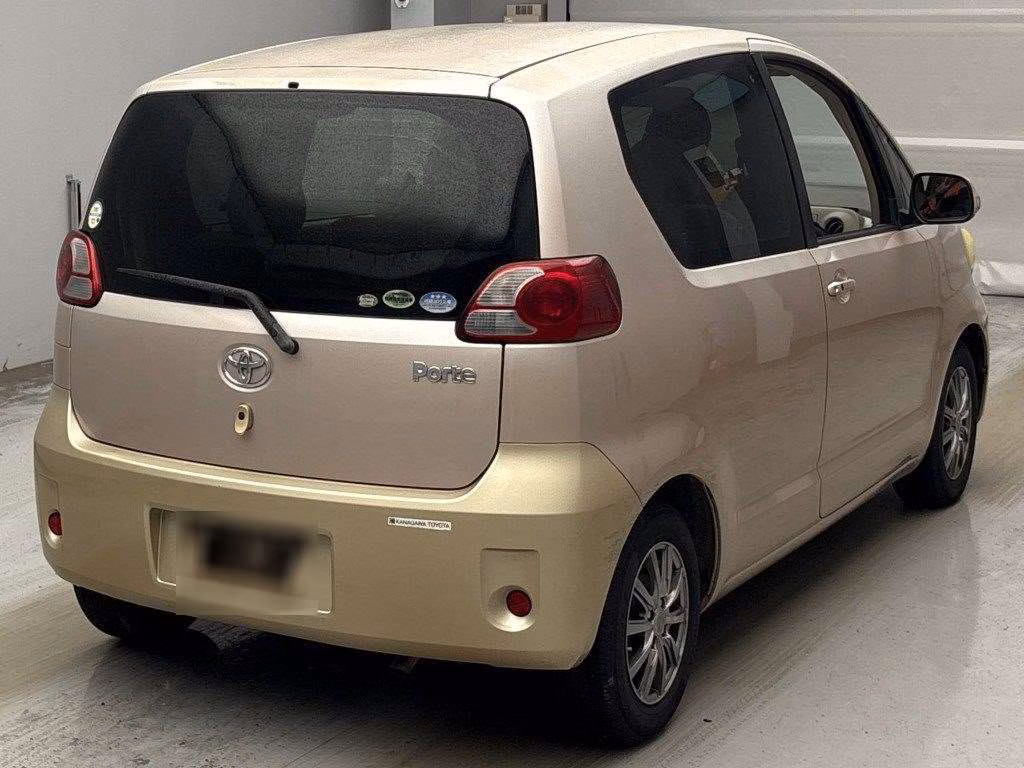 TOYOTA PORTE