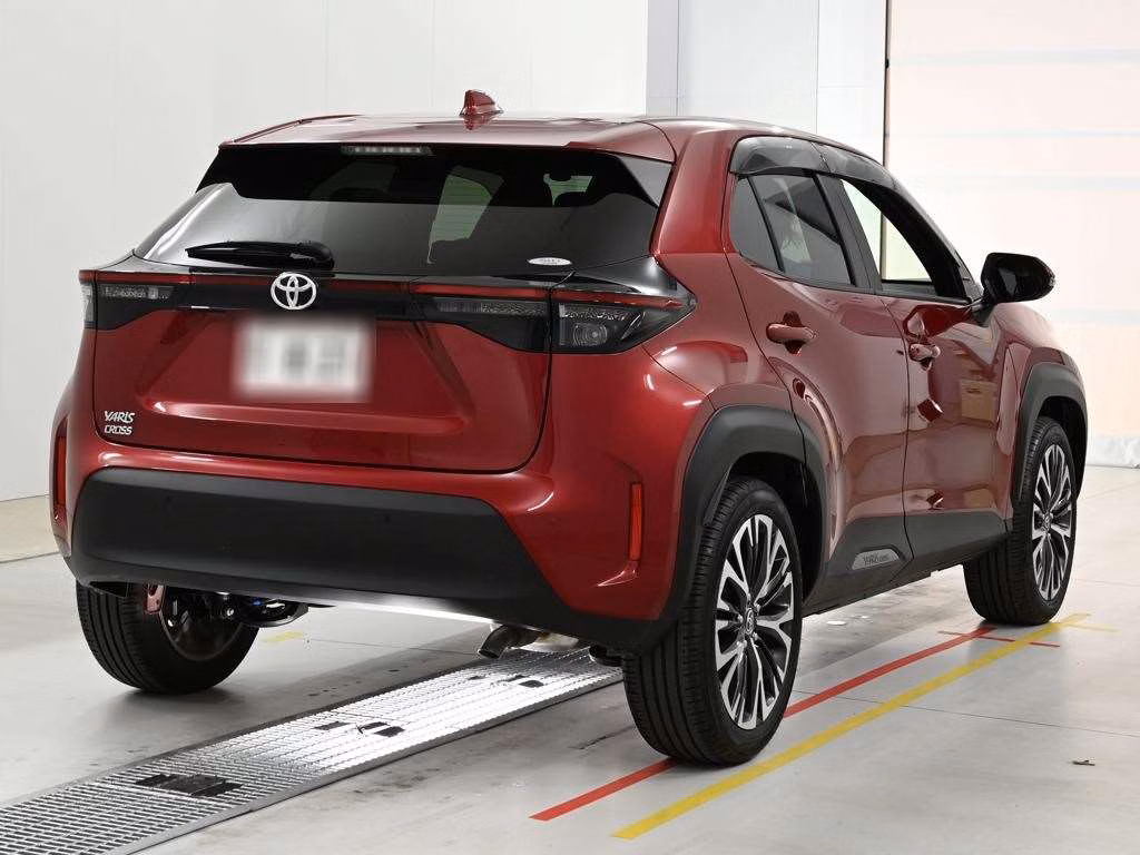TOYOTA YARIS CROSS
