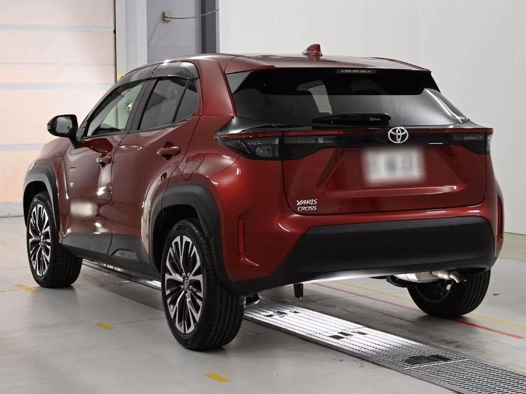 TOYOTA YARIS CROSS