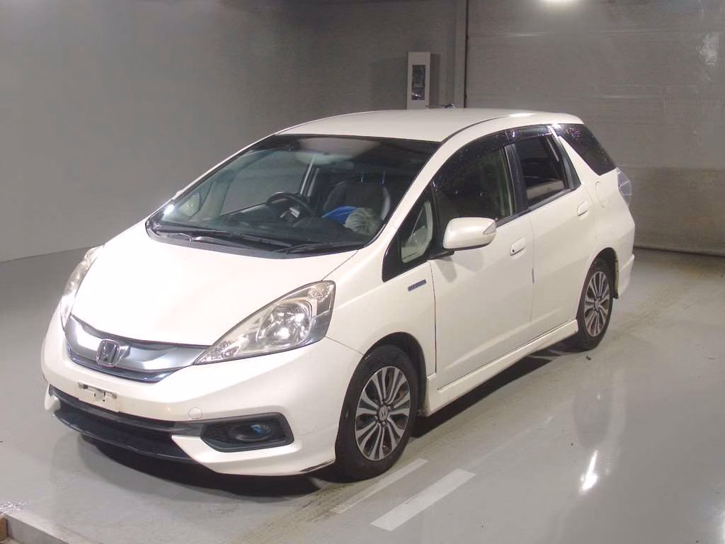HONDA FIT SHUTTLE