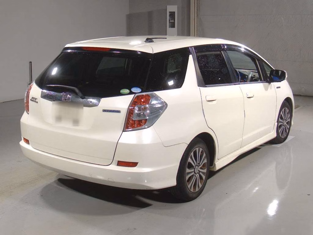 HONDA FIT SHUTTLE