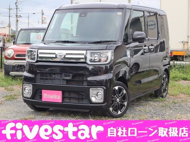 TOYOTA PIXIS MEGA