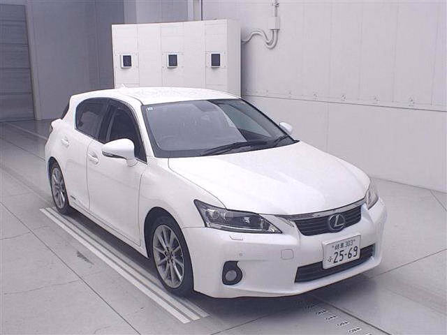 LEXUS CT200H