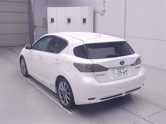 LEXUS CT200H