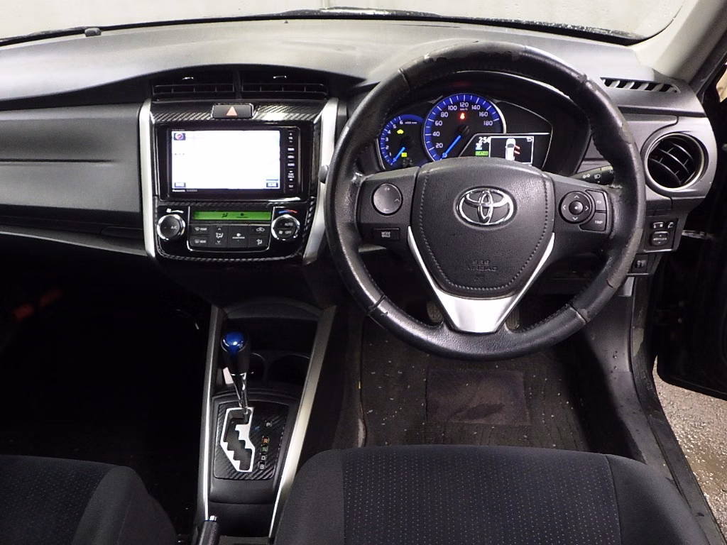 TOYOTA COROLLA FIELDER