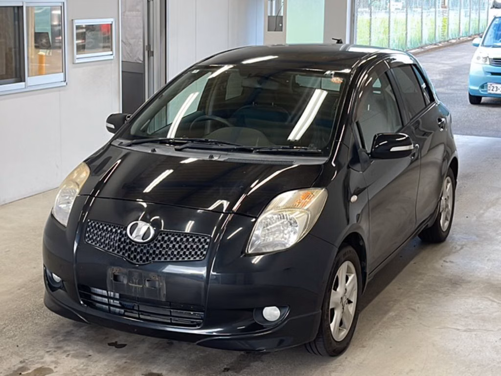 TOYOTA VITZ