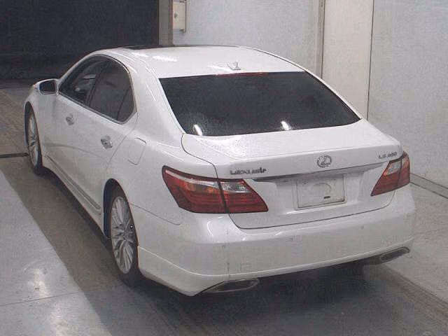 LEXUS LS460