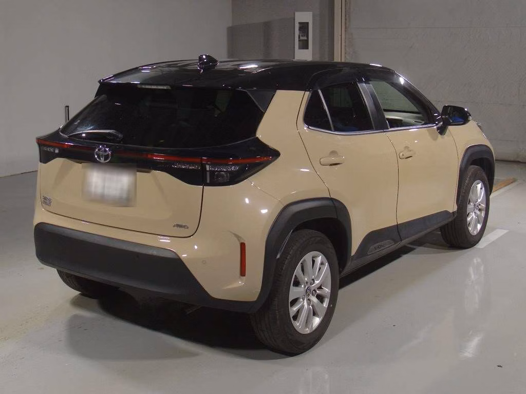 TOYOTA YARIS CROSS