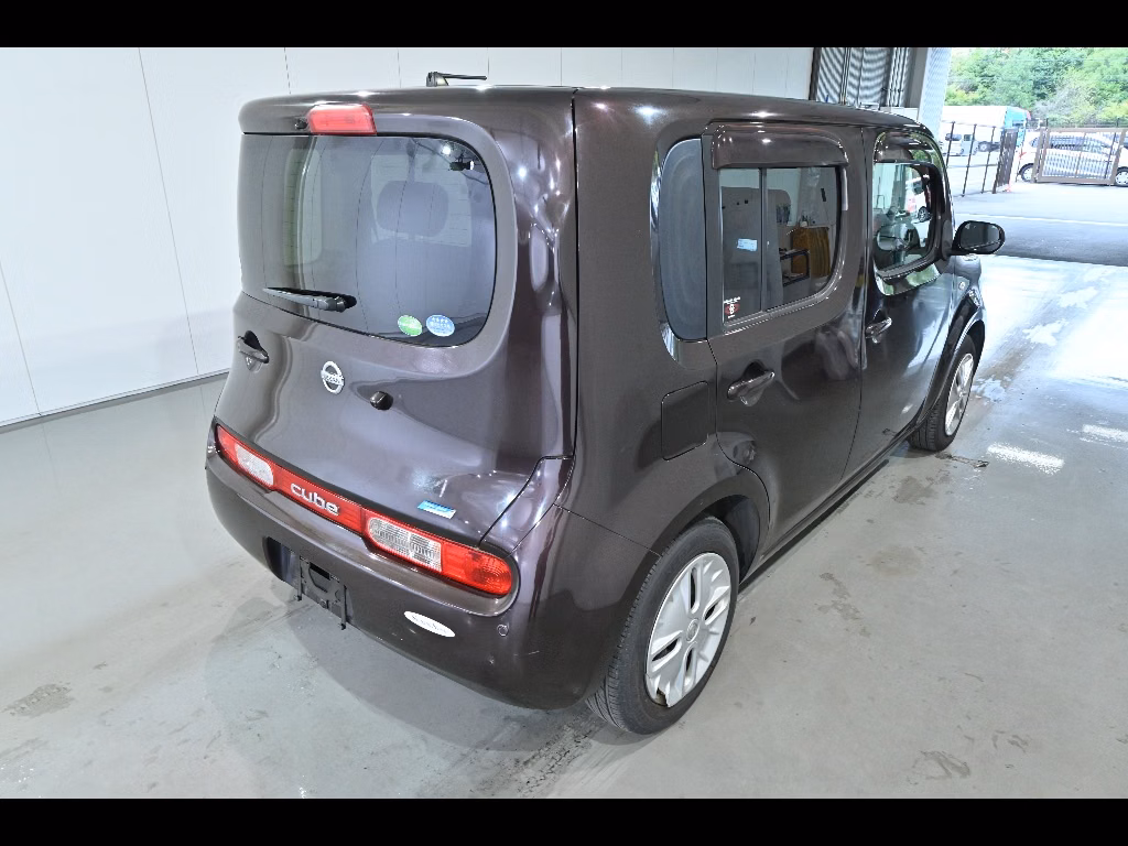 NISSAN CUBE