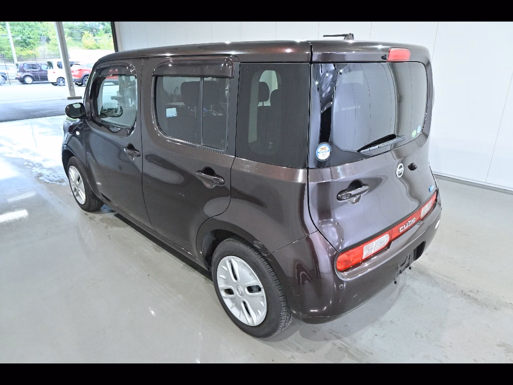 NISSAN CUBE