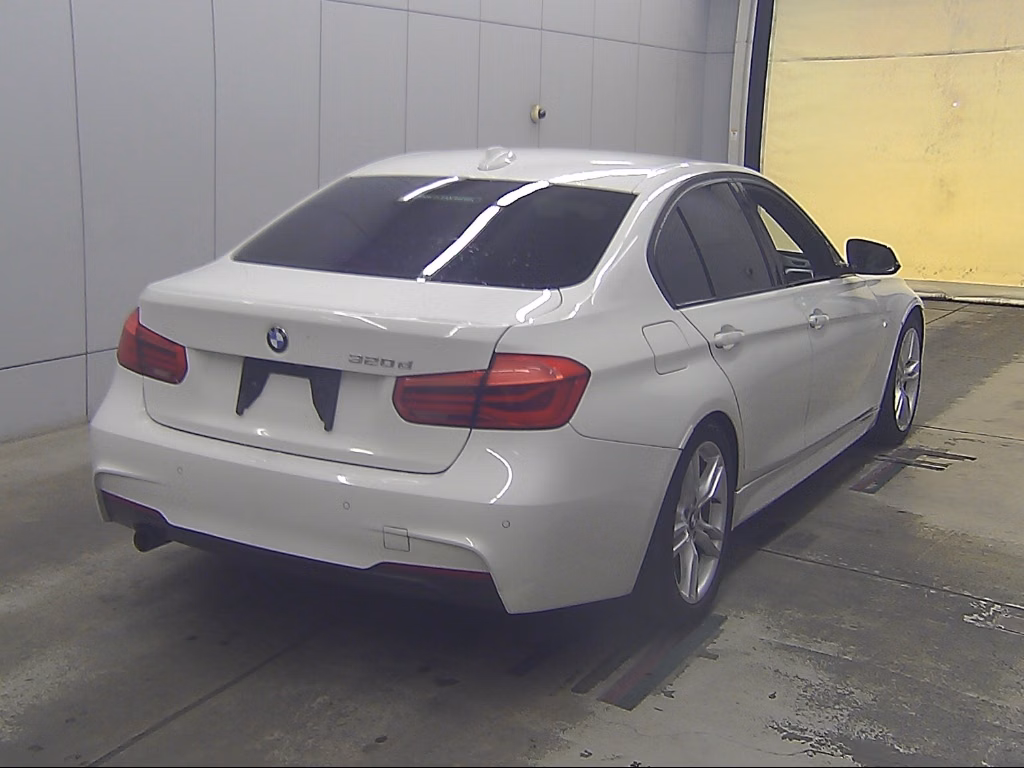 BMW 3-SERIES