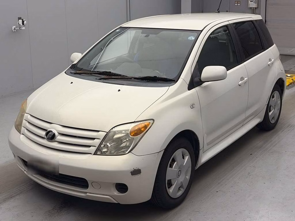 TOYOTA IST