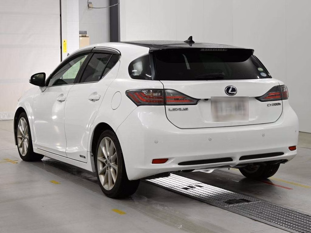 LEXUS CT200H
