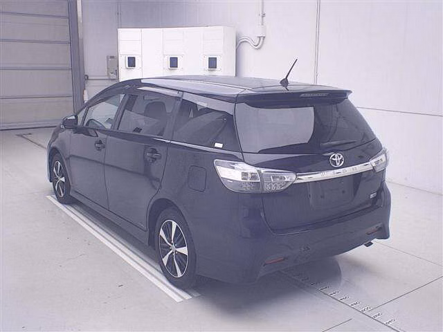 TOYOTA WISH