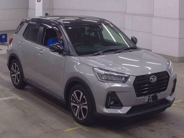 DAIHATSU ROCKY