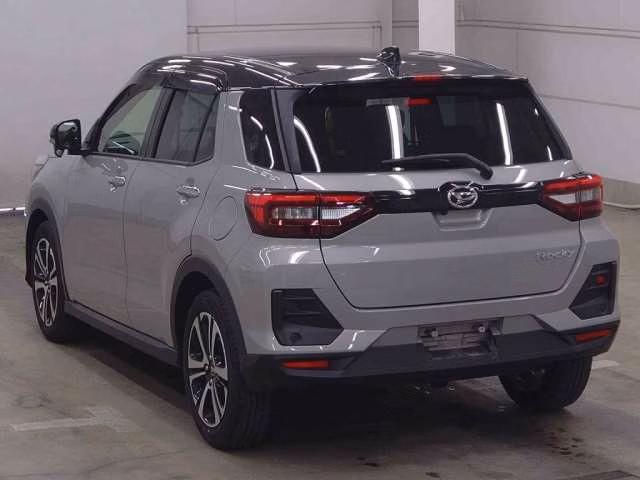 DAIHATSU ROCKY