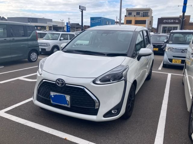 TOYOTA SIENTA