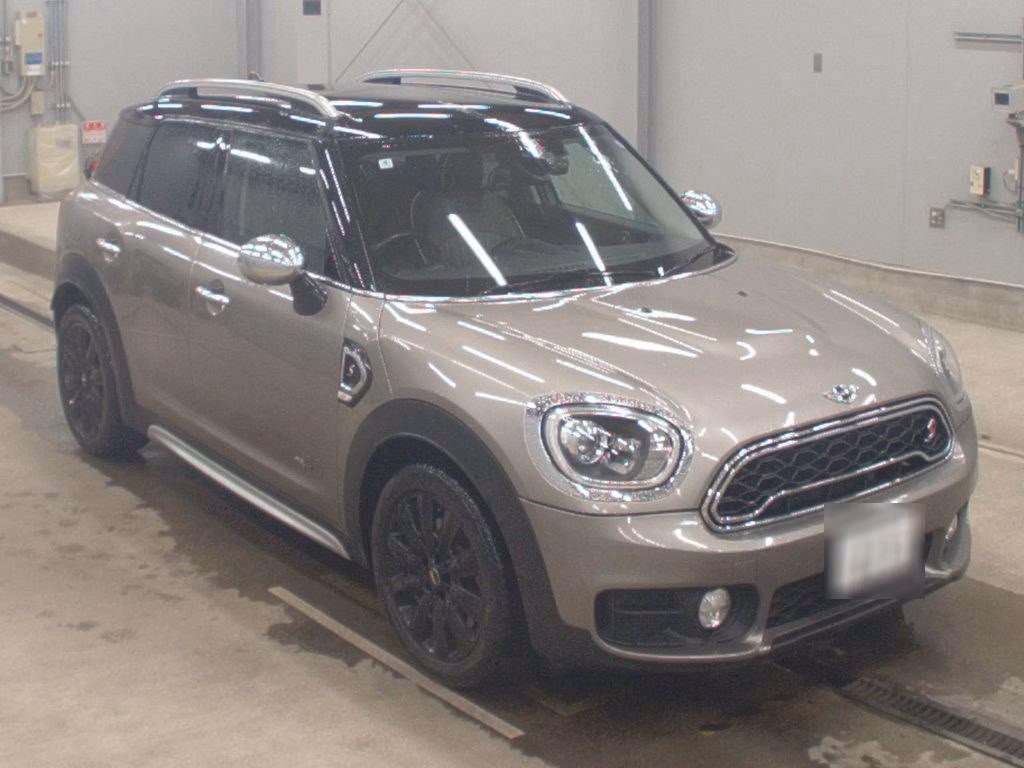 MINI CROSSOVER