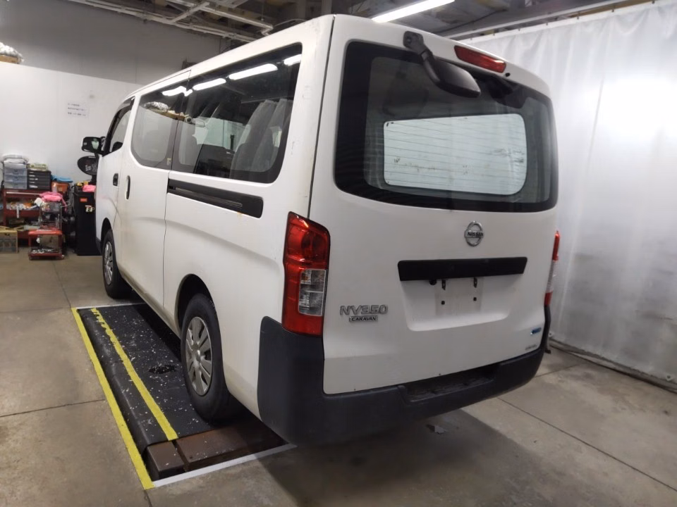 NISSAN NV350 CARAVAN