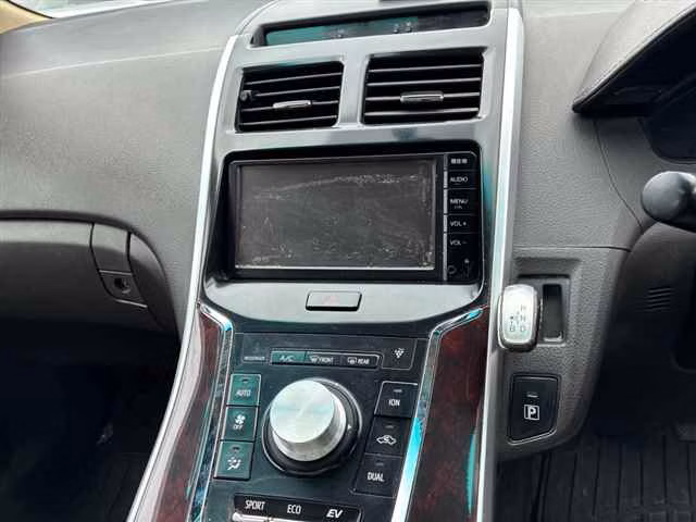 TOYOTA SAI