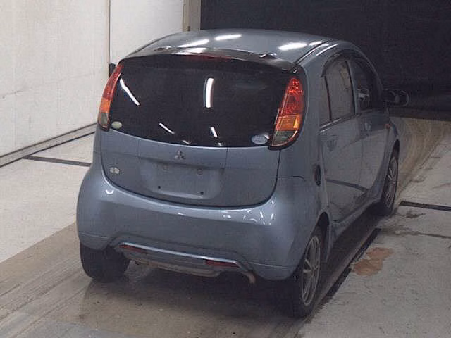MITSUBISHI I