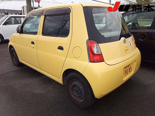 DAIHATSU ESSE