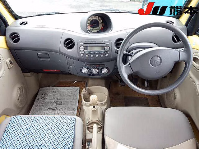 DAIHATSU ESSE