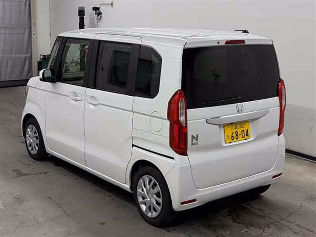 HONDA N-BOX
